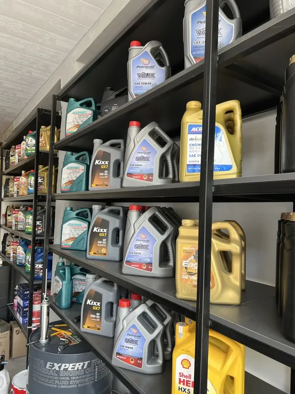 Shell Castrol Adinol Lotos Zic Kixx Lotos Avista Totachi Petravol Moy — фото 2
