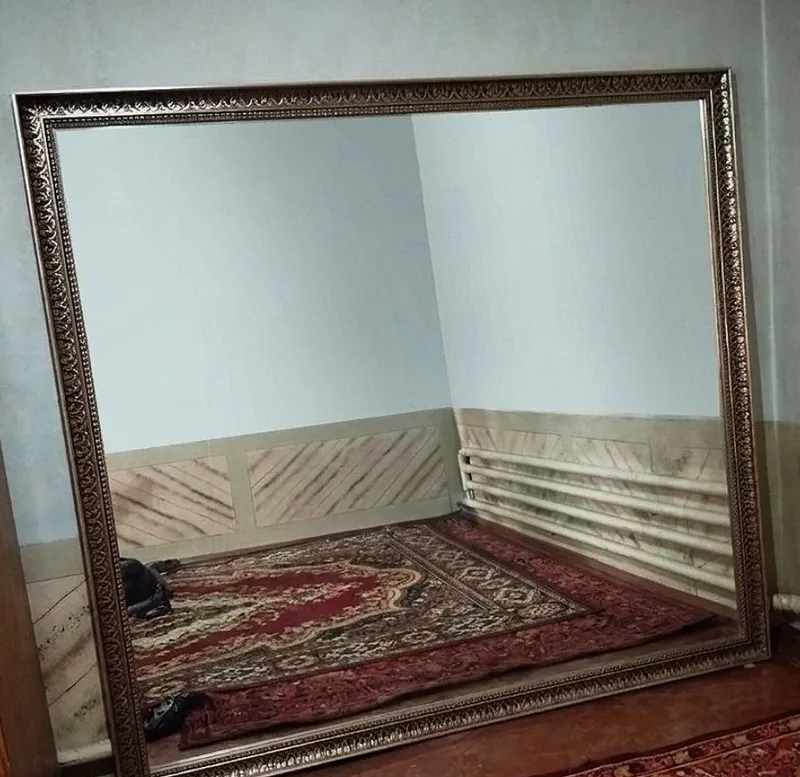 Oyna toshoyna sotiladi