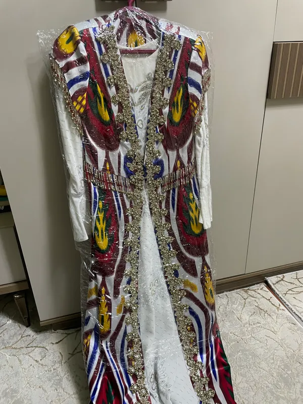 Ayollar kiyimi 2 Ayollar kiyimi 2
