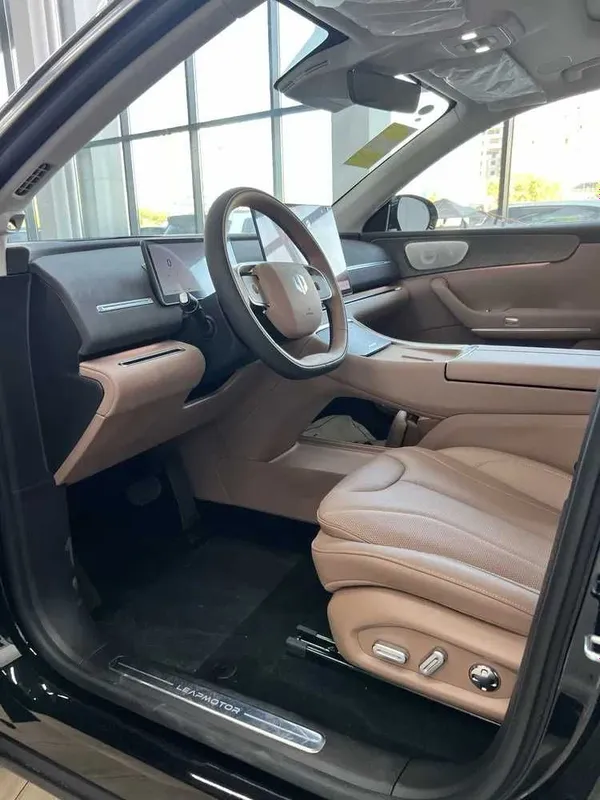 leapmotors c11 hybrid 300 naxt va xalol nasiya savdo — фото 1