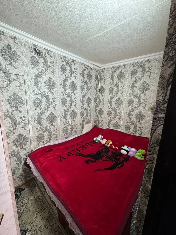 Продаётся квартира в Янгийуле, в центре: 1-й этаж 2-этажного дома, 2-комнатная квартира 4 Продаётся квартира в Янгийуле, в центре: 1-й этаж 2-этажного дома, 2-комнатная квартира 4