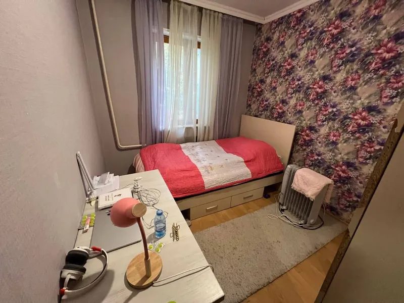 продам чиланзар 5.  двух комнатная.  балкон 1,5*6 — фото 1
