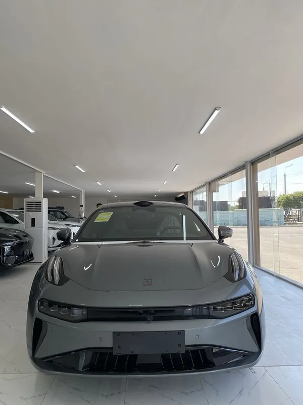 zeekr 001 elektr 2025