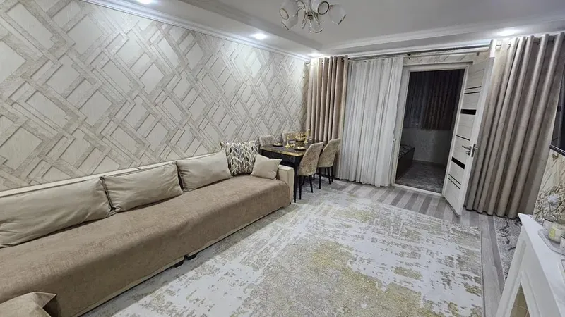 3-комнатная квартира, 120 м², 9/10 этаж (вторичный рынок) — фото 1