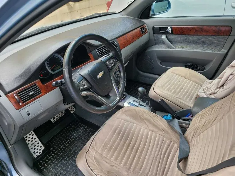 Chevrolet Lacetti 1,6 sotiladi 3 Chevrolet Lacetti 1,6 sotiladi 3