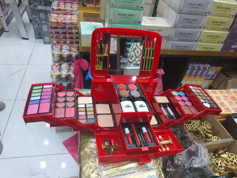 Kosmetika ayol qizlarimiz uchun