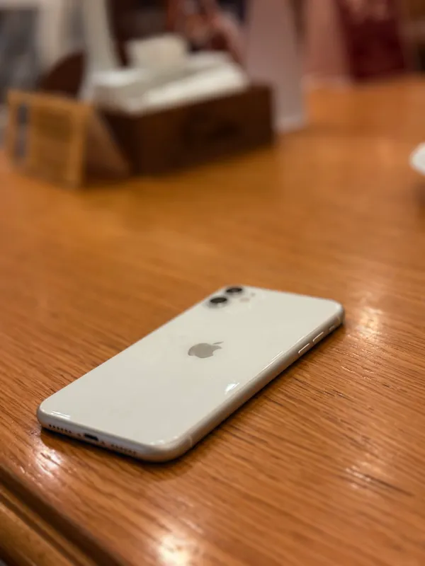 iPhone 11 64Gb ёмкость 88% Face True Tone 1