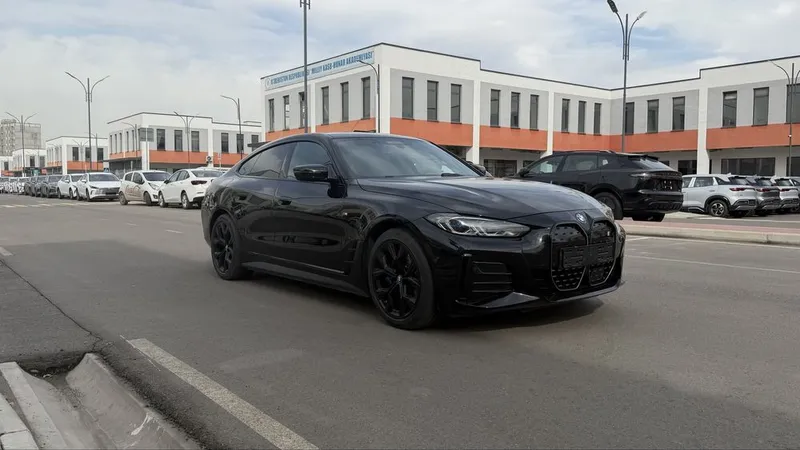BMW i4 40L M-Sport 2024 yil — фото 3