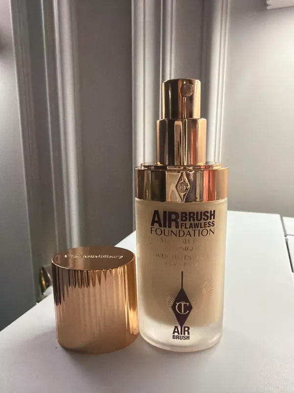 Charlotte Tilbury Airbrush Flawless Foundation 2