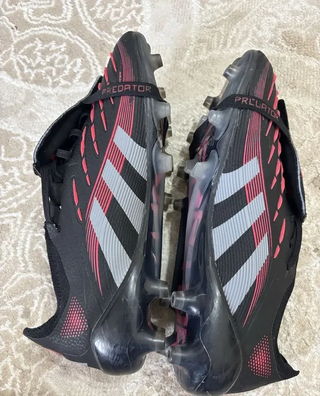 Бутсы Adidas Predator 2 Бутсы Adidas Predator 2