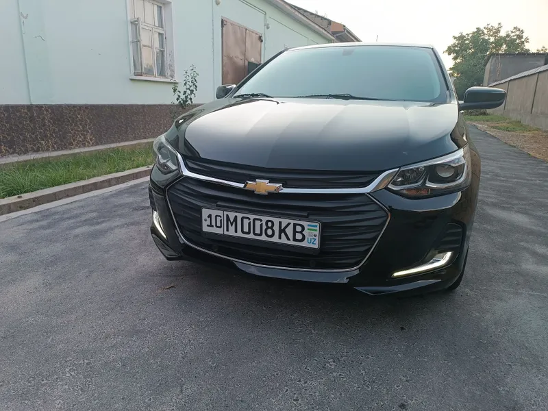 Chevrolet Onix Premier 2 (пропан) 1