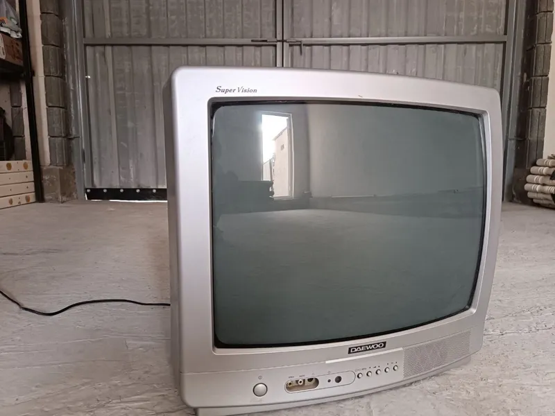 DAEWOO телевизор сатылады 1