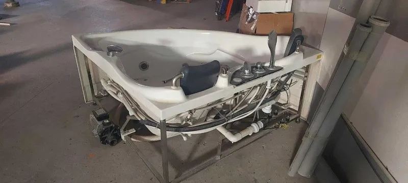 JAKUZZI в рабочим состояние 3 JAKUZZI в рабочим состояние 3