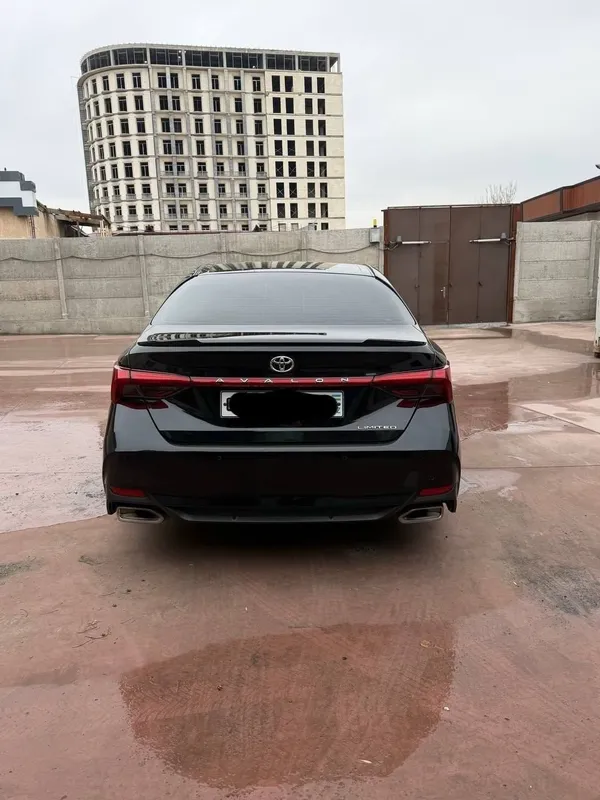 Toyota Avalon 2019 — фото 1