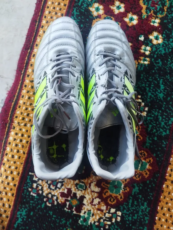 Futzal va futbol uchun Adidas butsilar — фото 2
