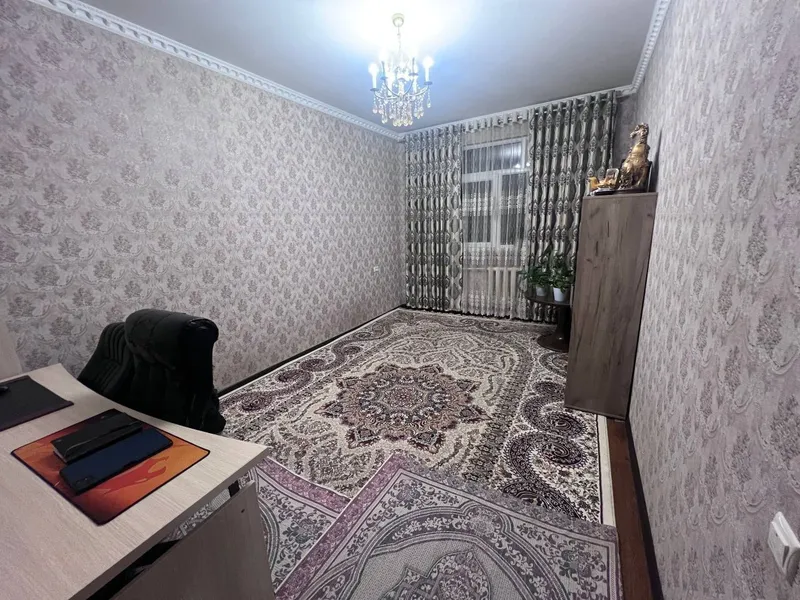 Массив Феруза Продаётся 3 комнатная квартира — фото 1