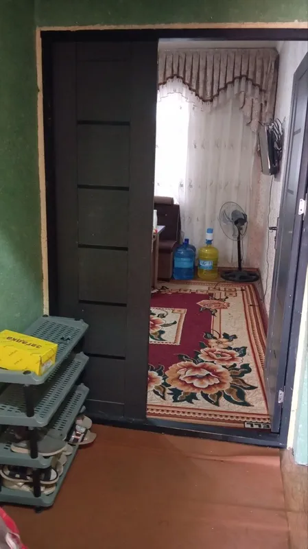 Gungon mahalla 5etaj 2xonali uy sotiladi — фото 1
