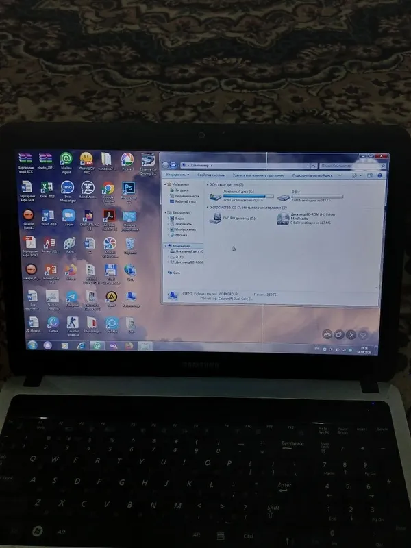 Samsung notbuk pleshteshin 3 sotiladi 5 Samsung notbuk pleshteshin 3 sotiladi 5