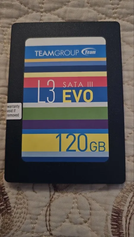 SATA III SSD 2.5" 120GB arzon bervoraman. xolat 1 SATA III SSD 2.5" 120GB arzon bervoraman. xolat 1