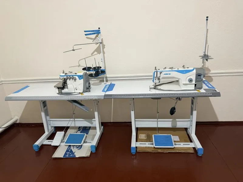 Швейеые машины Jack 1 Швейеые машины Jack 1