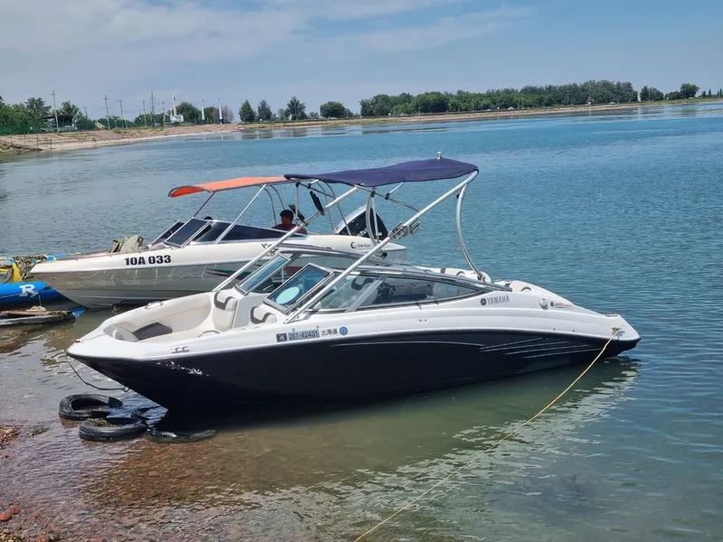 Катер YAMAHA AR 190 RX продается 1 Катер YAMAHA AR 190 RX продается 1