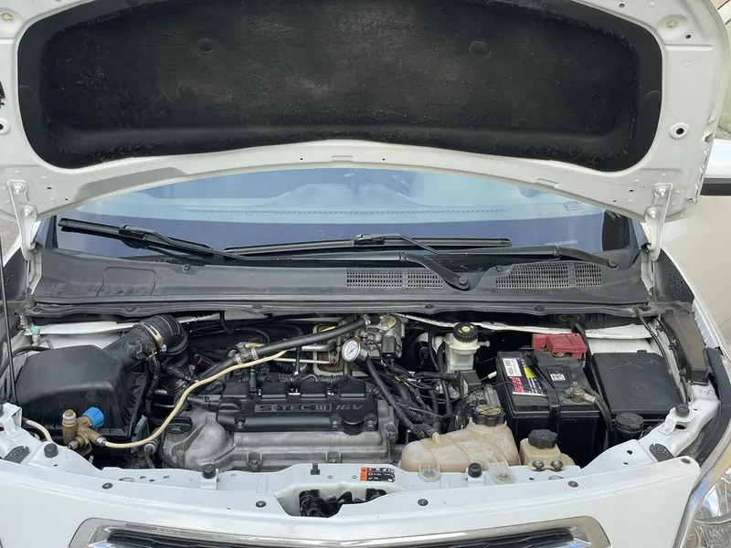 Chevrolet Cobalt — фото 7