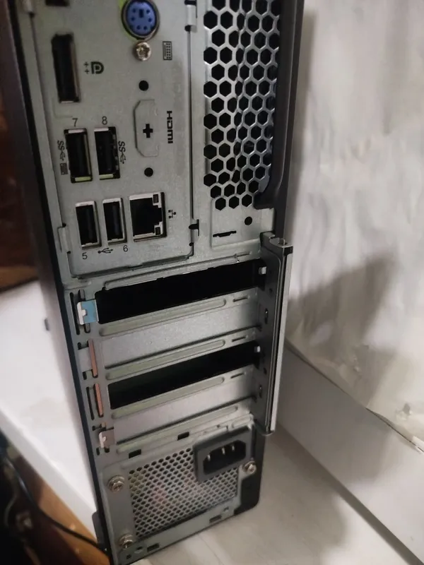 Lenova p330 на запчасти 3