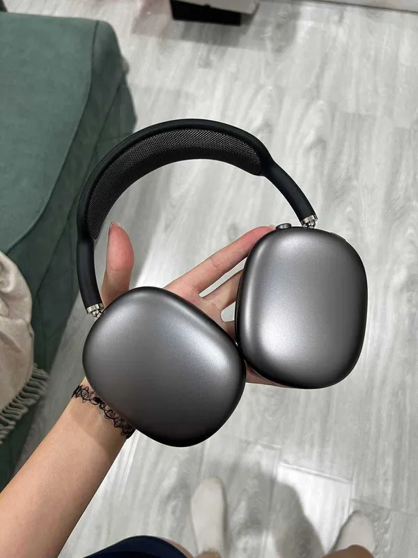 AirPods Max (2020 год) 6