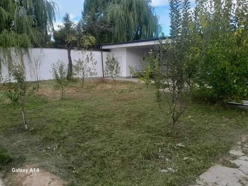 Hovli (dacha) sotiladi — gaz, svet va suv bor — фото 4