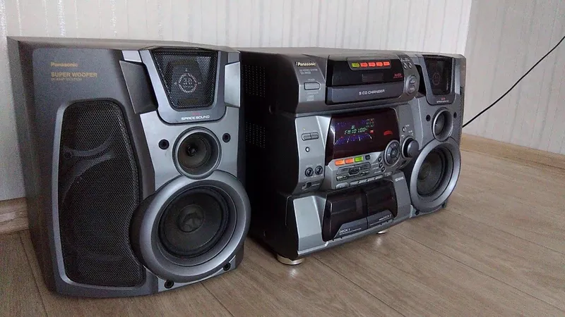 Panasonic musiqa markazi 1 Panasonic musiqa markazi 1
