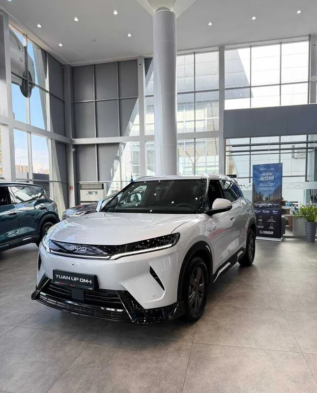 BYD YUAN UP DM-I 2026 от официального дилера в Рассочку 0% 1 BYD YUAN UP DM-I 2026 от официального дилера в Рассочку 0% 1