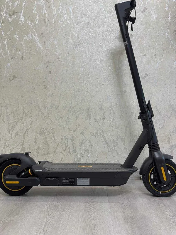 Абсолютно НОВЫЙ Электросамокат Ninebot KickScooter MAX G65E (32 км/ч)