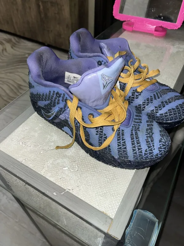 Кроссовки Nike Ja 3 баскетбольные 40 размер 5 Кроссовки Nike Ja 3 баскетбольные 40 размер 5