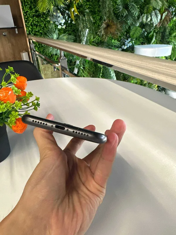 iPhone 11 64gb Black 4 iPhone 11 64gb Black 4