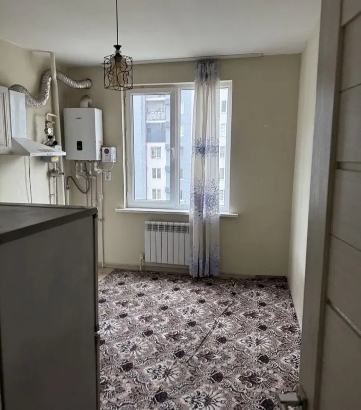 Kvartira arenda beriladi qizlarga 3