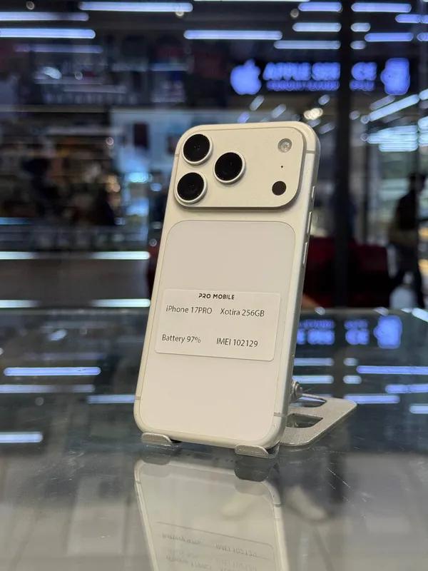 iPhone 17 Pro iPhone 17 Pro