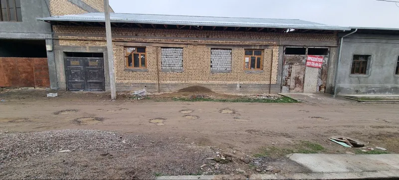 Айри Ота 8-сот Шодлик туйхона оркасида