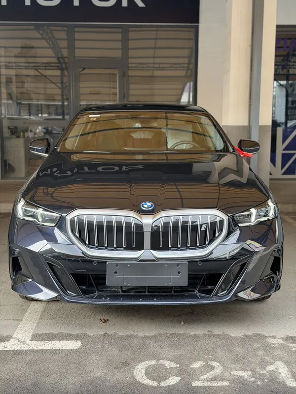 Bmw i5 40L notariusga tayyor 2025 2 Bmw i5 40L notariusga tayyor 2025 2