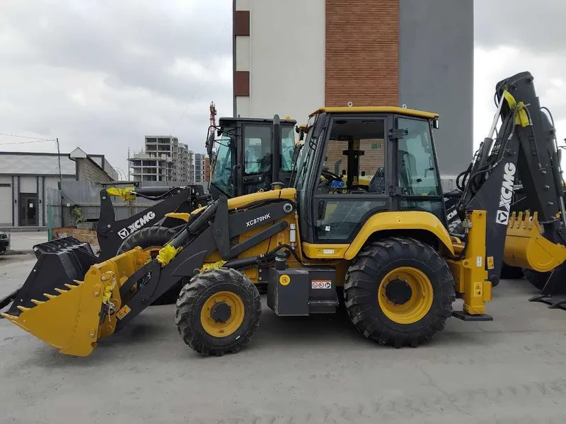 Экскаватор погрузчик XC870HK