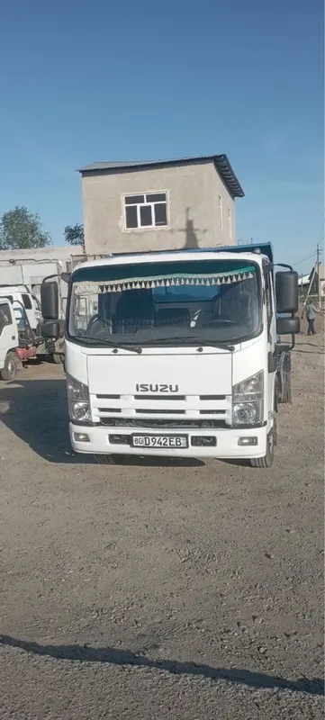 Isuzu avtobusdan taxlangan gruzavoy 2014 — фото 4