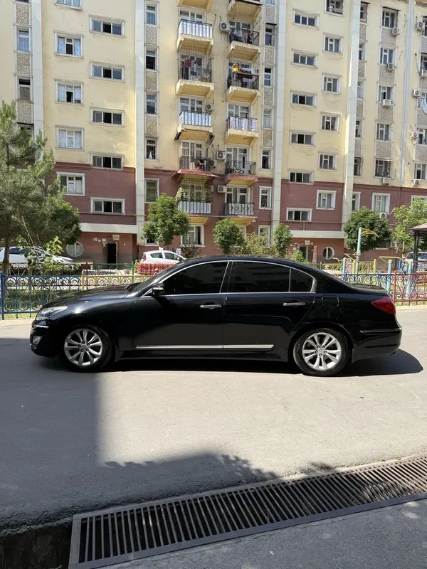 Genesis 3.8 Atmo V6 Mator Luxury Korean Car — фото 4