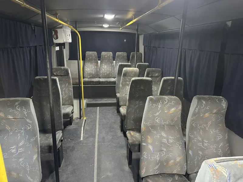 Isuzu avtobus yoʻlovchi tashish uchun 4 Isuzu avtobus yoʻlovchi tashish uchun 4