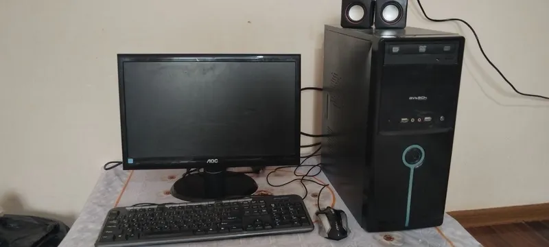 Kompyuter satiladi
