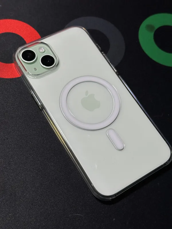 Apple Clear Case MagSafe для iPhone 15 Plus 2 Apple Clear Case MagSafe для iPhone 15 Plus 2