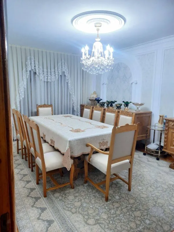 Продаётся 4-комнатная квартира, 96 м², Шайхантахурский район 10