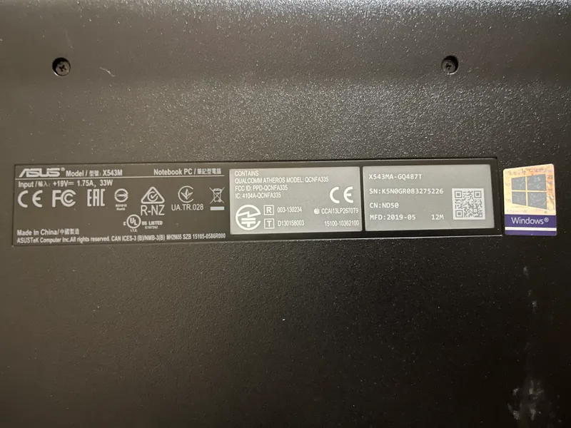 Noutbuk Asus sotiladi 5