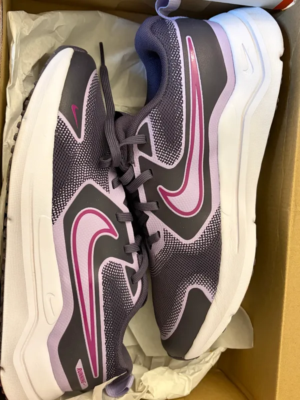 Кроссовки Nike Cosmic Runner — фото 1