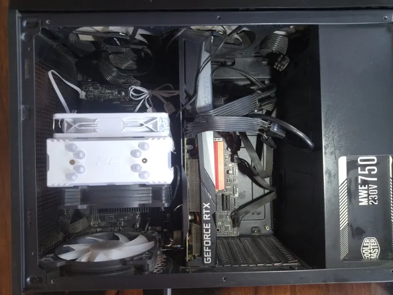 PC i5 11500, Rtx 3060 12gb, 32gb Ram, 256gb NVME 7