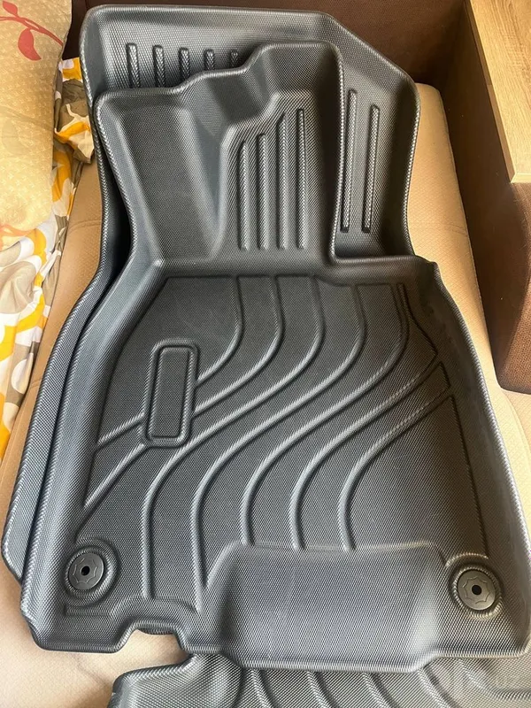 EQE SUV polik yengi . 2 EQE SUV polik yengi . 2