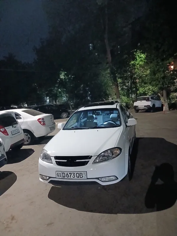 Chevrolet Gentra 2018 3 pazitsiya